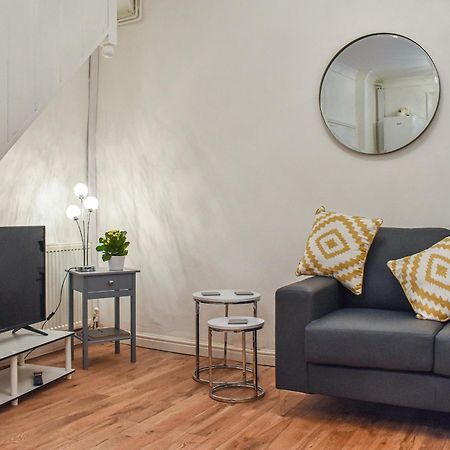 Jet Workers Cottage Уитби Экстерьер фото